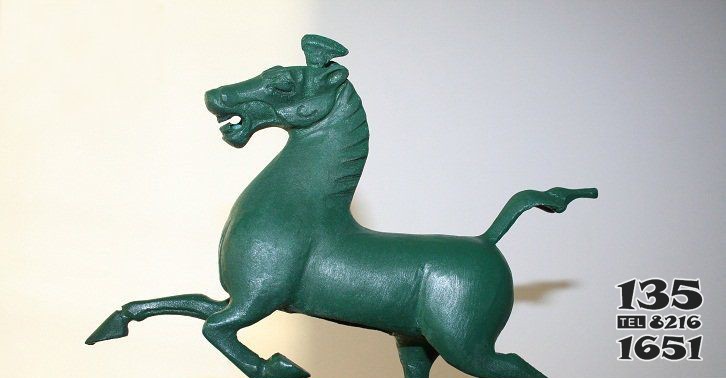 馬踏飛燕廣場景觀銅雕 圖片