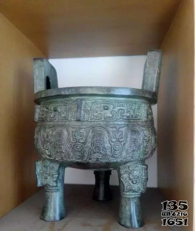 青銅三足圓鼎雕塑 圓鼎雕塑廣場(chǎng)擺件花圓鼎城市圖片