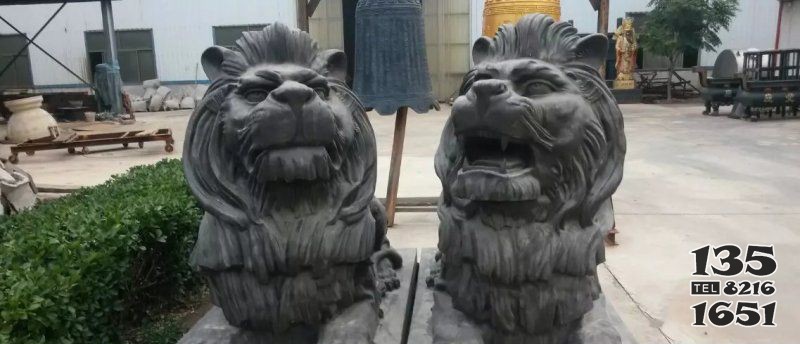仿銅西洋獅子玻璃鋼雕塑 圖片