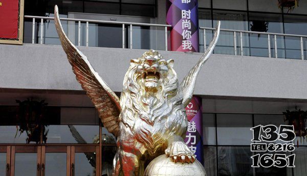 踩球飛獅西洋獅子銅雕 圖片