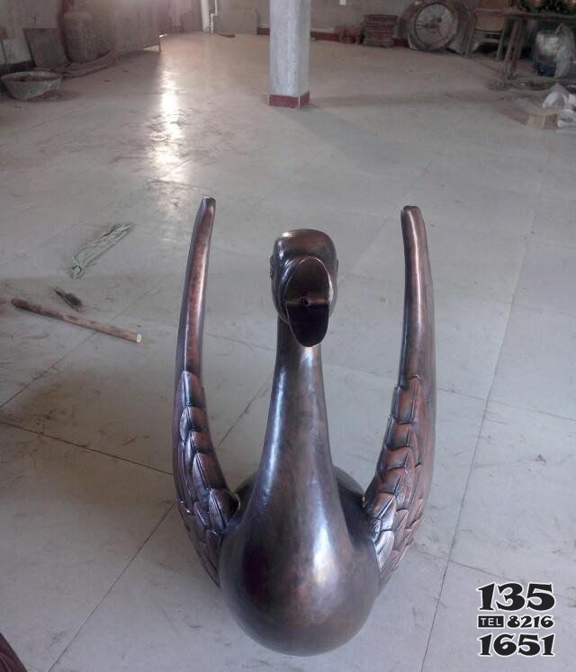 鑄銅天鵝公園動物銅雕 圖片