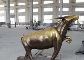 公園抽象小牛動物銅雕 