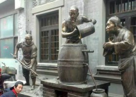 古代釀酒人物街邊景觀銅雕 釀酒雕塑銅雕民俗造價公司