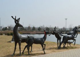 公園鹿動物銅雕 