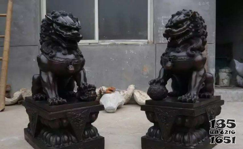 獅子銅雕 圖片