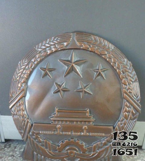 黨建主題鍛銅國(guó)徽雕塑圖片
