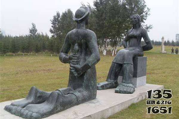 公園人物雕塑 人物雕塑電話獅子號(hào)碼標(biāo)識(shí)圖片