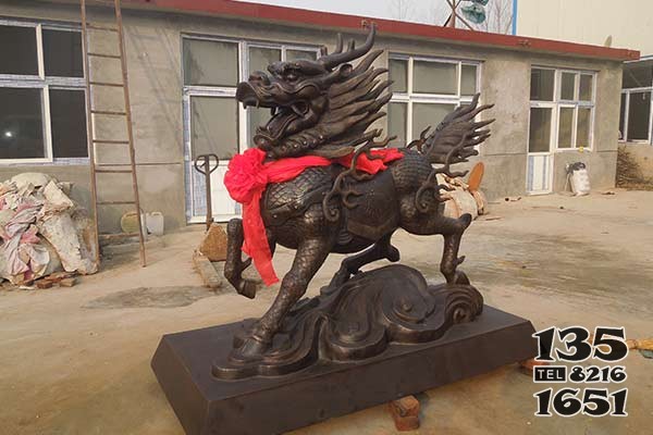 門(mén)口用銅麒麟 麒麟雕塑圖片雷諾精細(xì)臨清圖片
