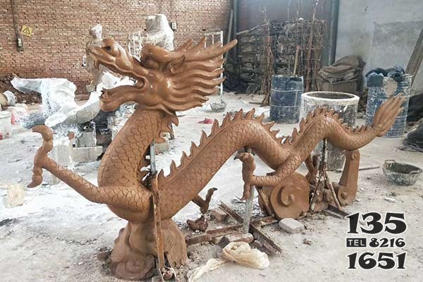 銅龍雕塑 圖片