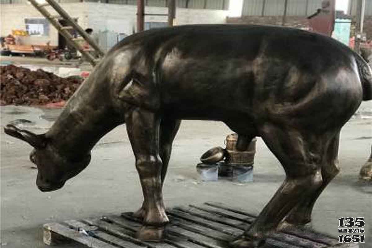 銅雕動物 鑄銅鍛銅飛獅雕塑廠家 圖片