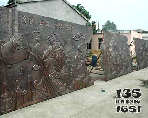 大型紅銅浮雕 銅浮雕雕塑廠家評(píng)價(jià)表工作室孔雀圖片
