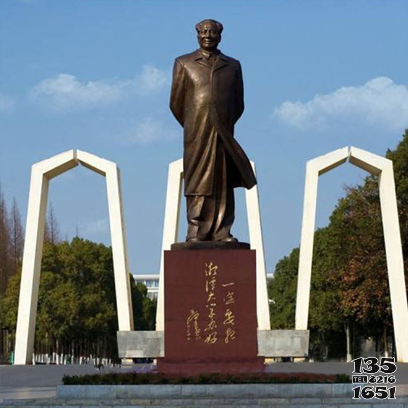 毛主席雕塑站像玻璃鋼偉人肖像毛澤東仿銅雕像大型廣場(chǎng)裝飾品 毛澤東雕塑青年小品功能半身圖片