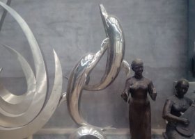 人物彈奏廣場人物銅雕 