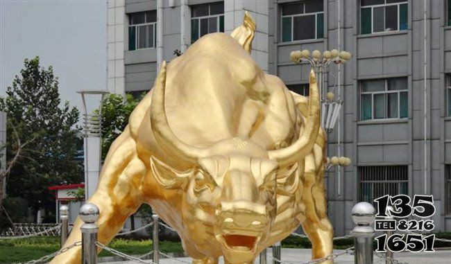 廣場(chǎng)貼金銅牛銅雕 圖片