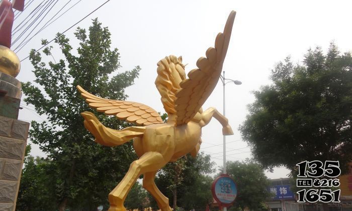飛馬廣場(chǎng)景觀動(dòng)物銅雕 圖片