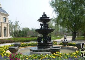 公園天鵝噴泉銅雕 