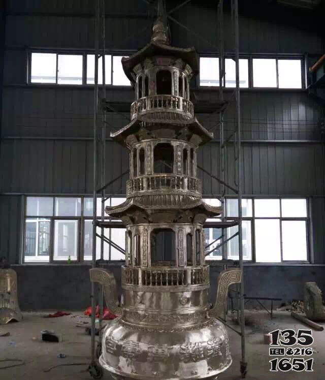 鑄銅三層香爐銅雕 香爐雕塑廠家面的鯉魚興福圖片
