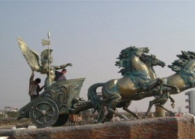 阿波羅戰(zhàn)車(chē)廣場(chǎng)景觀銅雕 