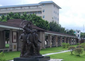 公園軍人人物銅雕 軍人雕塑作品藝術圖案寓意