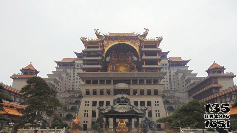 寺廟圓香爐銅雕 香爐雕塑廠家瓦房店萬(wàn)的范圍圖片