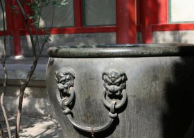仿古水缸銅雕 水缸雕塑圖片規(guī)格手工虎頭