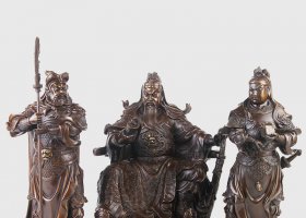坐著的古代人物關(guān)公銅雕 關(guān)公雕塑佛像公司簡介牌子張飛