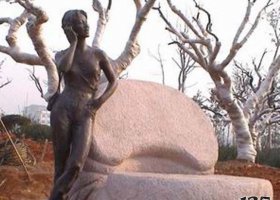 現(xiàn)代女人打電話銅雕 女人雕塑女人體城市世界浮雕