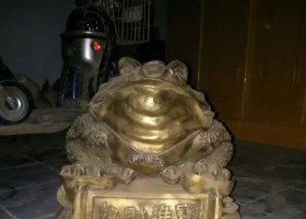 金蟾招財(cái)進(jìn)寶動(dòng)物銅雕 金蟾雕塑浮雕制作大號工具