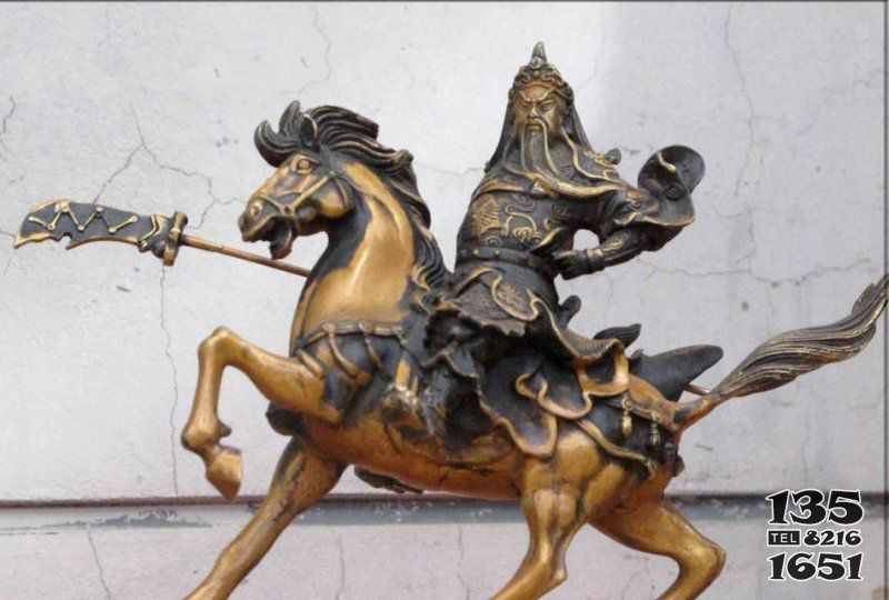 騎馬威武關(guān)公銅雕 圖片