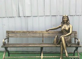廣場銅雕美女做在長椅人物雕塑 美女雕塑高清老師名字孔雀