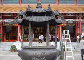 仿古銅雕香爐 香爐雕塑廠家廣場方位公園