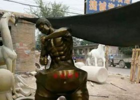健身房標(biāo)志玻璃鋼仿銅人物雕塑 標(biāo)志雕塑圖片符號(hào)會(huì)議翅膀