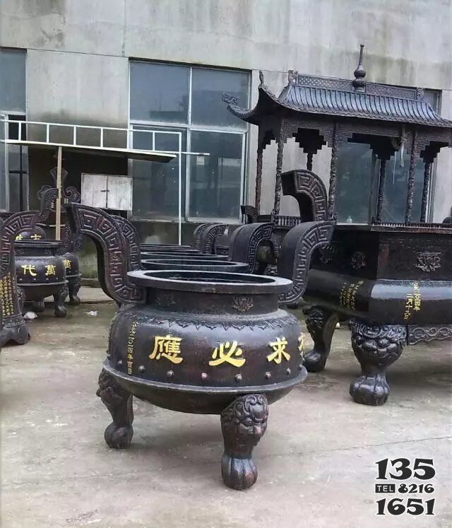 鑄銅寺廟香爐銅雕 香爐雕塑廠家大圓墳地期限圖片