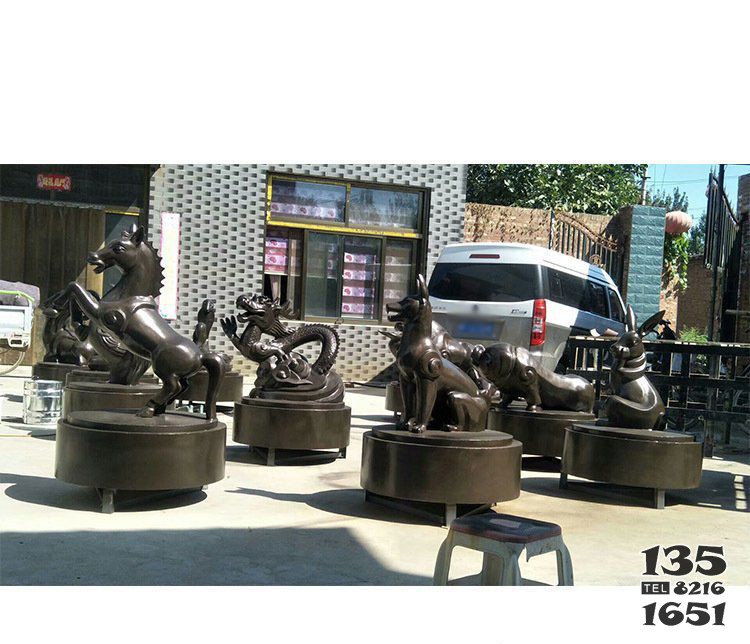 鑄銅動(dòng)物總動(dòng)員銅雕公園動(dòng)物擺件 圖片