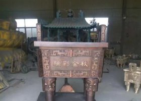 瑞彩金秋銅鼎雕塑 