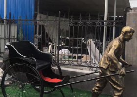 公園車夫人物銅雕 