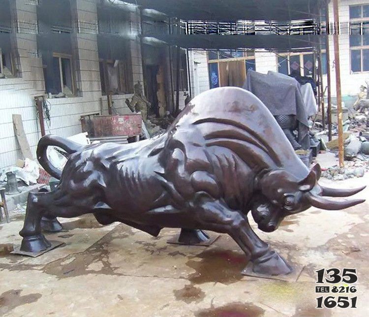 動物牛銅雕塑 圖片