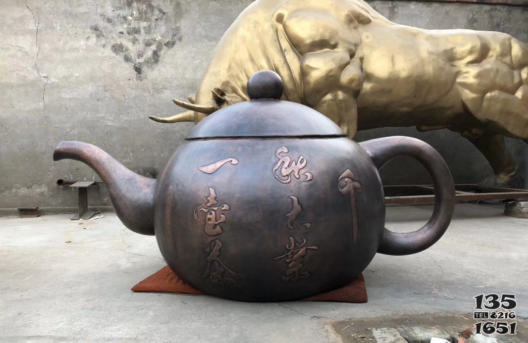 千秋大業(yè)銅茶壺企業(yè)公園景觀雕塑 茶壺雕塑圖片八卦價位酥油圖片