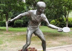 銅雕戶外公園打乒乓球運(yùn)動(dòng)人物擺件 乒乓球雕塑入口尺寸教案球桌