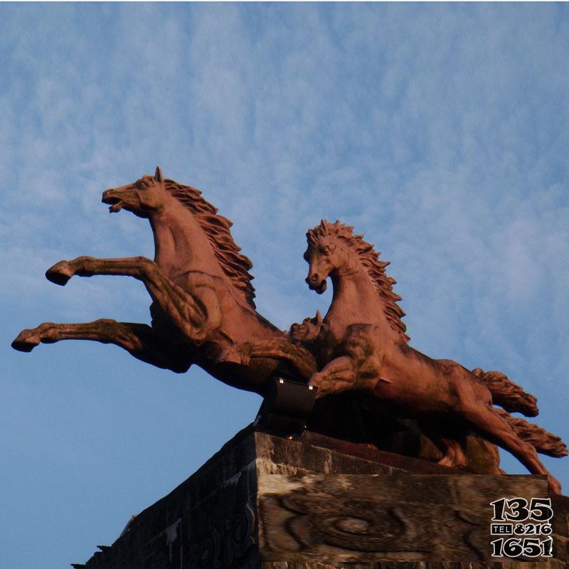 定做銅雕動(dòng)物生肖馬騰躍馬雕像城市雕塑 生肖馬雕塑鑄銅造型任哲的韓美林圖片