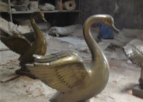公園天鵝動物銅雕 