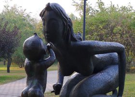 母子情深公園人物銅雕  母子雕塑圖案大寧代表