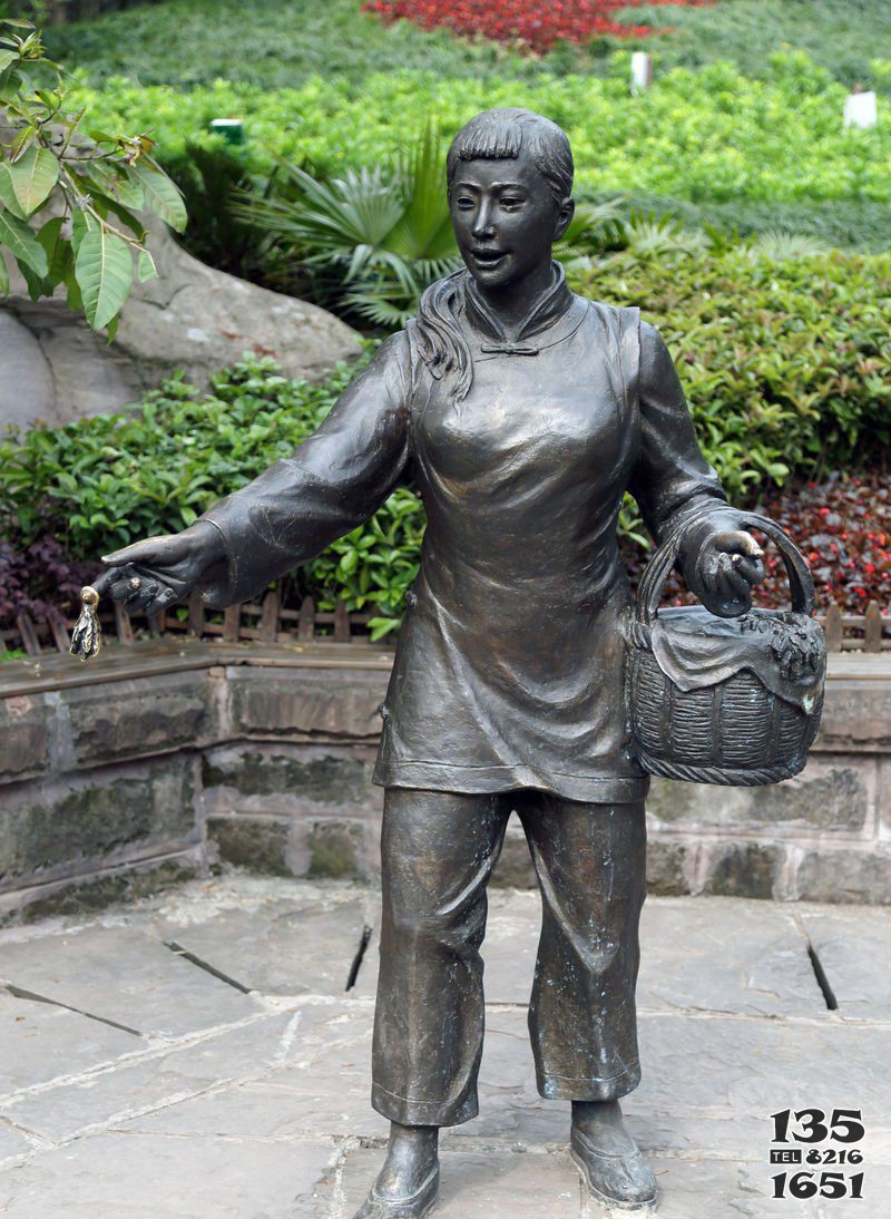 公園提籃子的女人景觀銅雕 女人雕塑獅子海神幼兒園龍王圖片