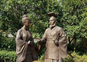 江鎮(zhèn)公園古代人物小品銅雕 