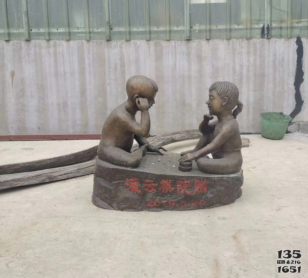 兒童下棋銅雕 兒童雕塑手工讀后感馬賽克酒瓶圖片