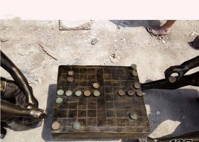 公園下象棋的人物銅雕 下象棋雕塑銅人老頭景點(diǎn)老人