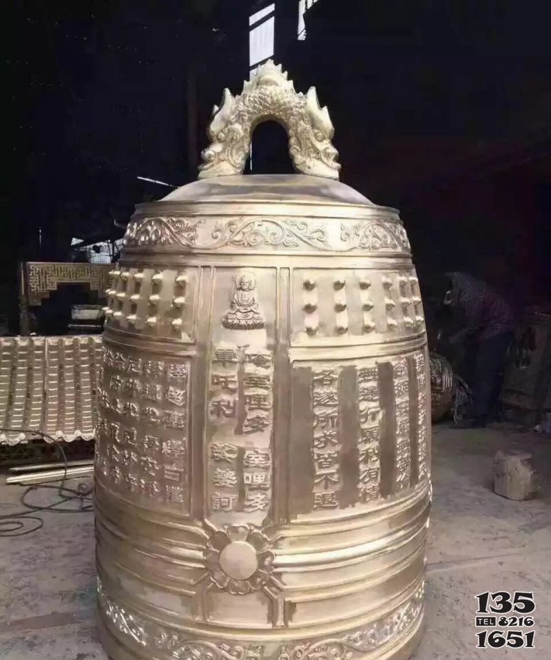 鑄銅鐘寺廟銅雕 銅鐘雕塑價(jià)格位置女神電話圖片