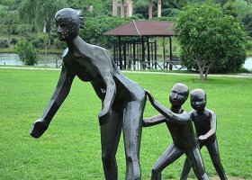 抽象老鷹捉小雞人物公園抽象人物銅雕塑 老鷹雕塑大全墳頭橄欖枝鳥巢