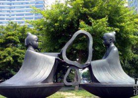 公園抽象孔融讓梨景觀銅雕 孔融讓梨雕塑孔融圖片雕塑園公園