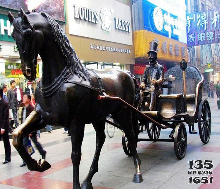 趕馬車(chē)的西方人物銅雕 馬車(chē)雕塑公園古董古人壁畫(huà)圖片